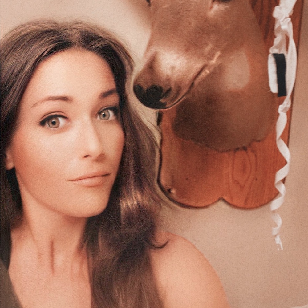 Meet your Posher, Kayce